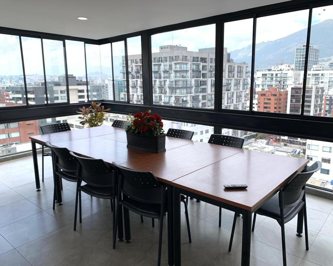 Oficina en alquiler en Pichincha | Quito | Iñaquito Alto, Catalina Aldaz y Av. Eloy Alfaro, 48 m²