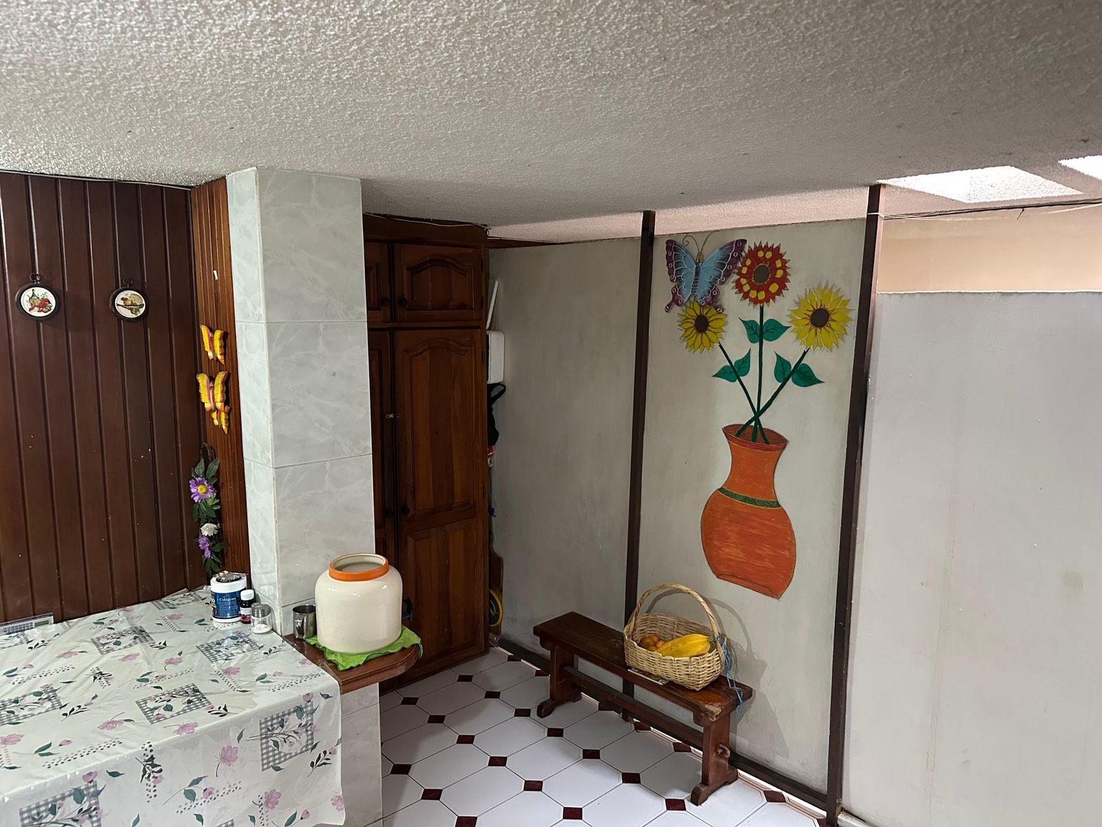 House in Cumbayá 5