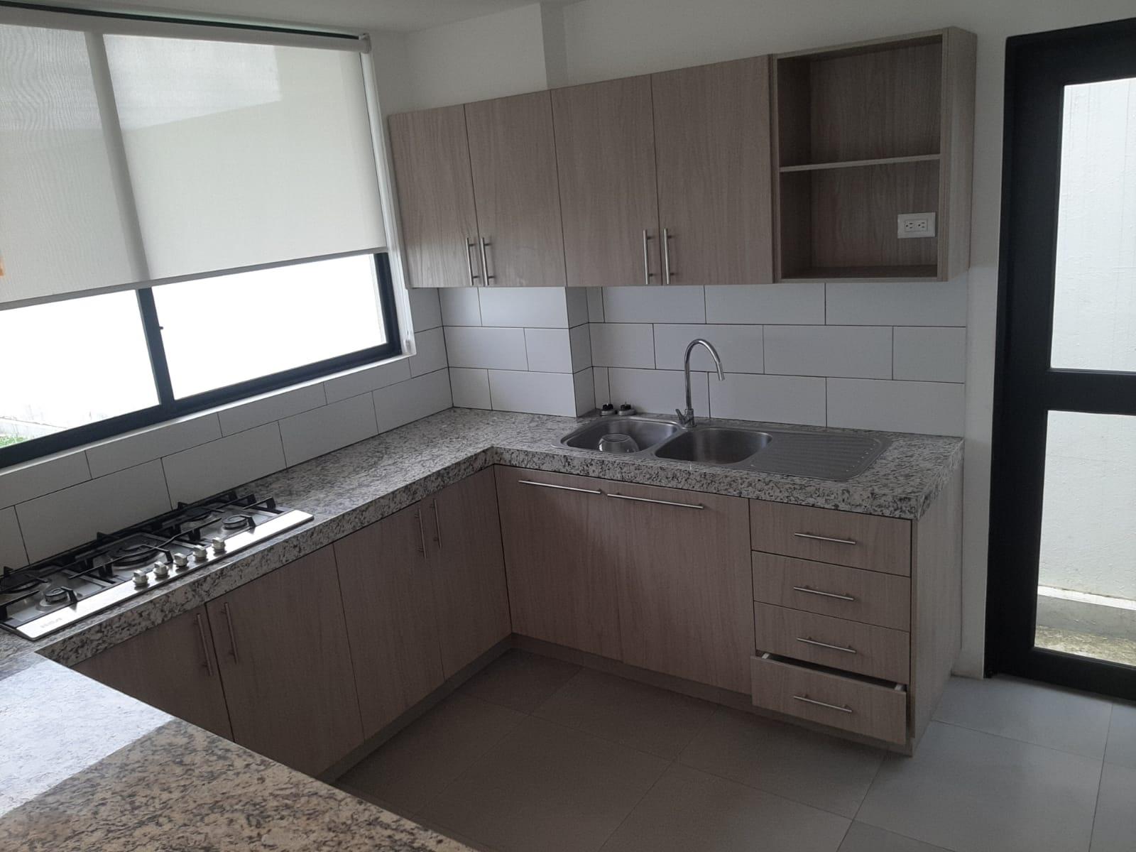 Casa en alquiler en Guayas | Guayaquil | Samborondón, Urb La Costa, Samborondon