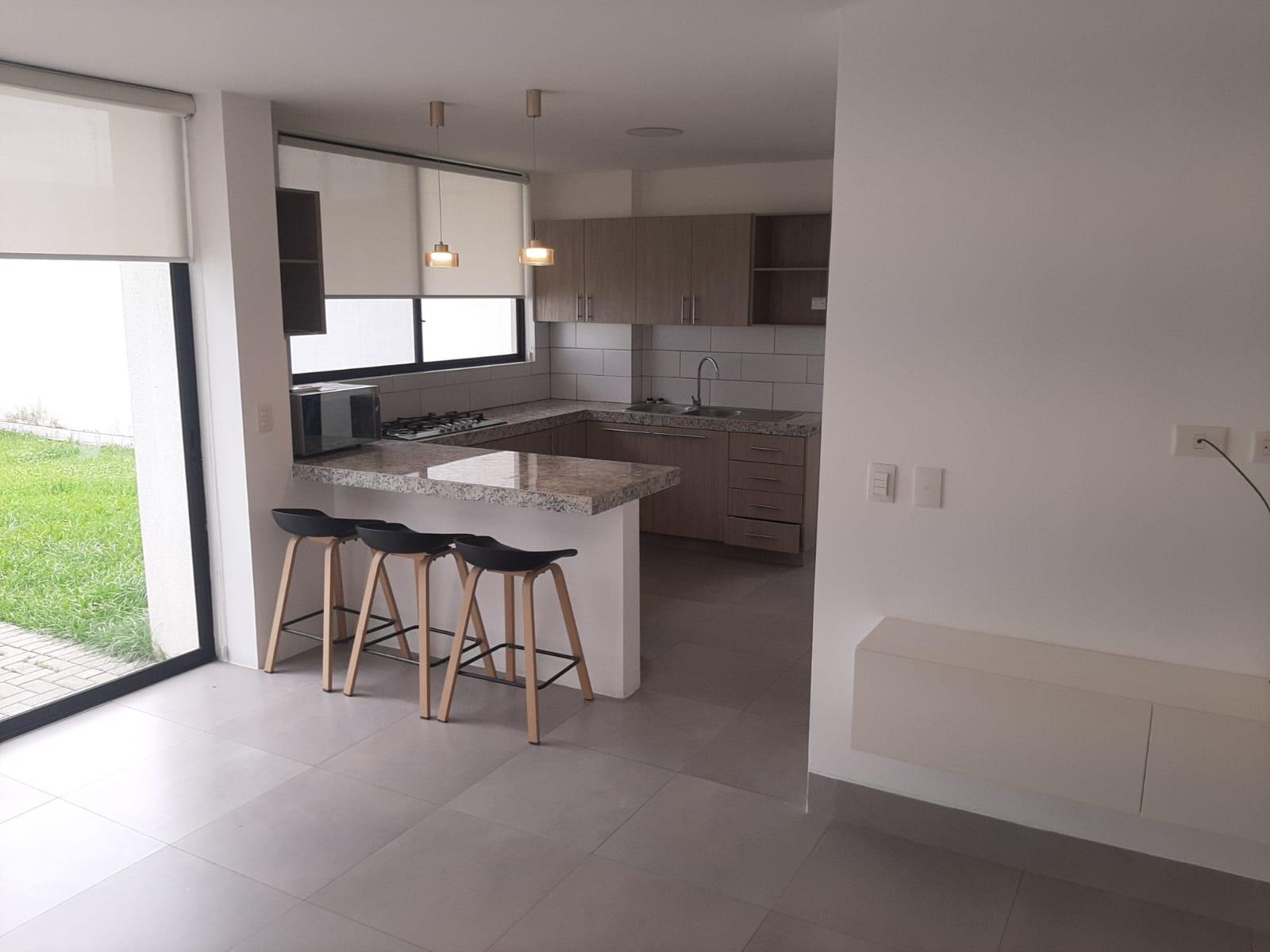 Casa en alquiler en Guayas | Guayaquil | Samborondón, Urb La Costa, Samborondon