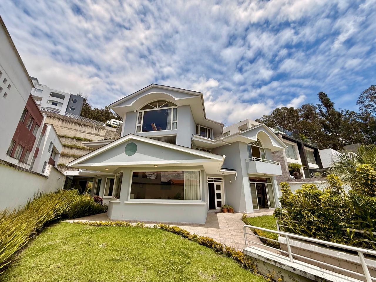 Casa en venta en Pichincha | Quito | Miravalle, Miravalle, 774 m²