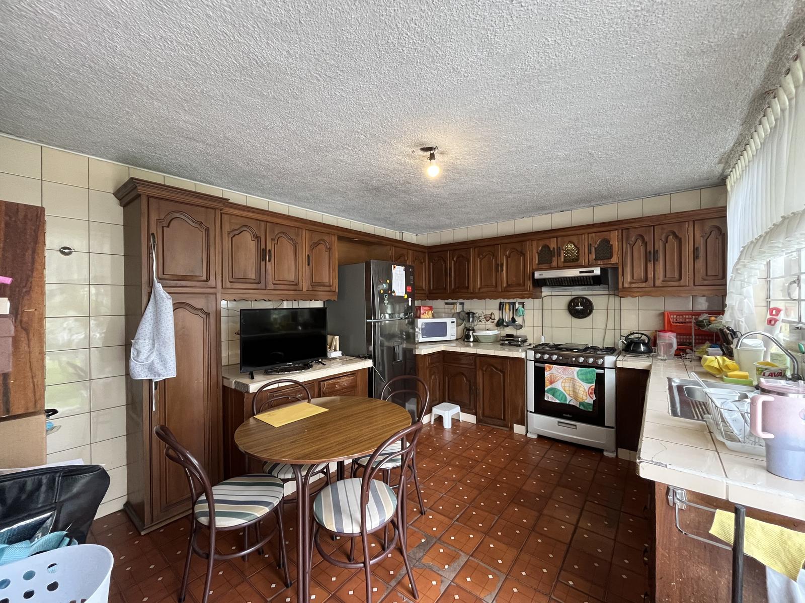Casa en venta en Pichincha | Quito | La Concepción, Av. La Prensa, frente a la parada del Maestro., 386 m²