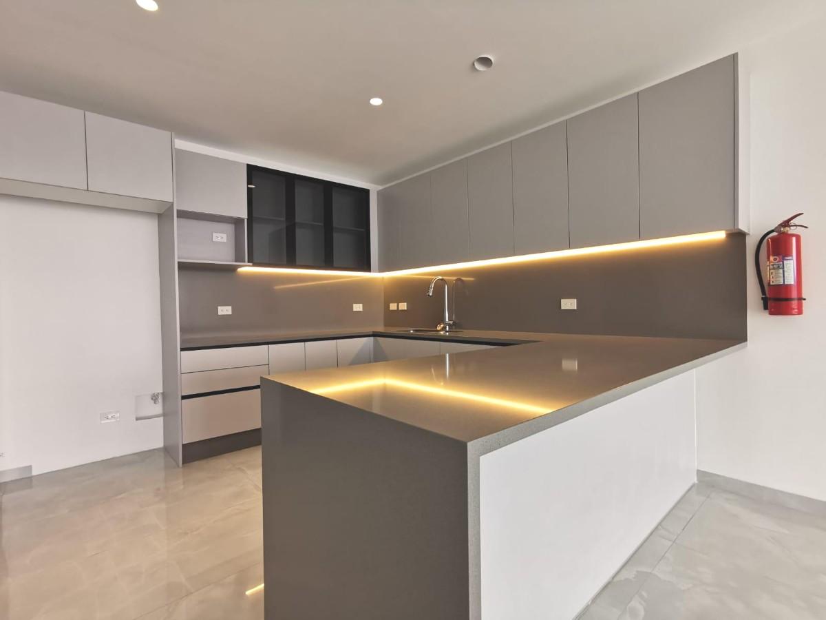 Departamento en venta en Pichincha | Quito | Granda Centeno, Departamento de Venta por estrenar sector Granda Centeno, 232 m²