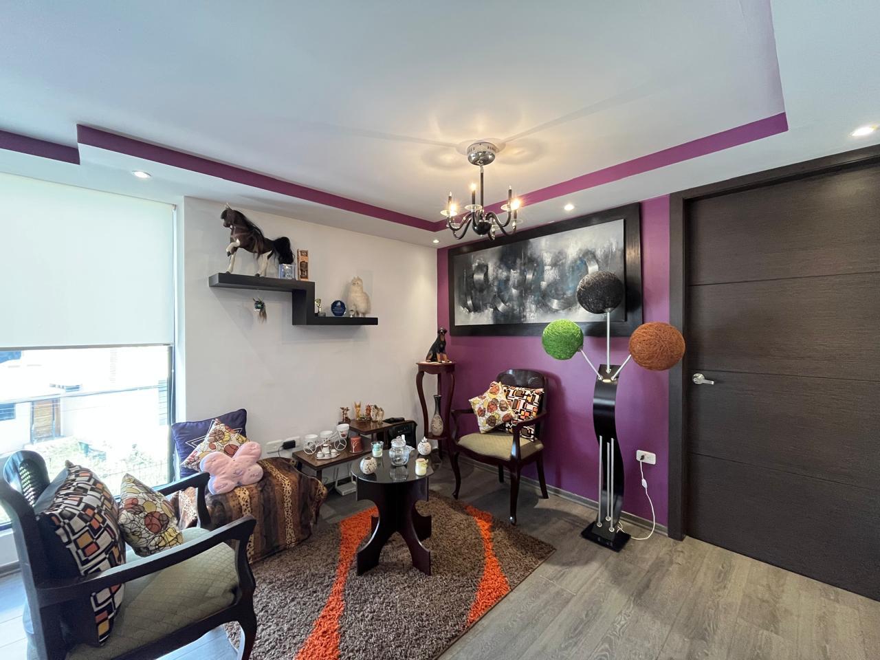 Edificio Comercial en venta en Pichincha | Quito | La Gasca, Calle Andrés de Artieda y La Gasca, 496 m²