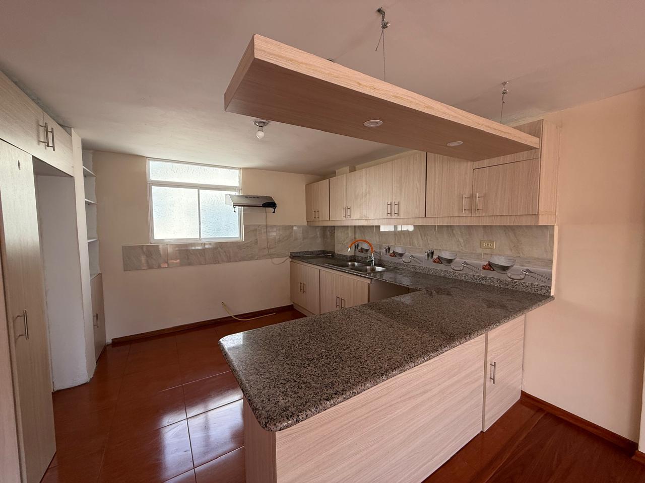 Casa en venta en Ecuador | Pichincha | Quito, SANTIAGO CHIRIBULO, 466 m²