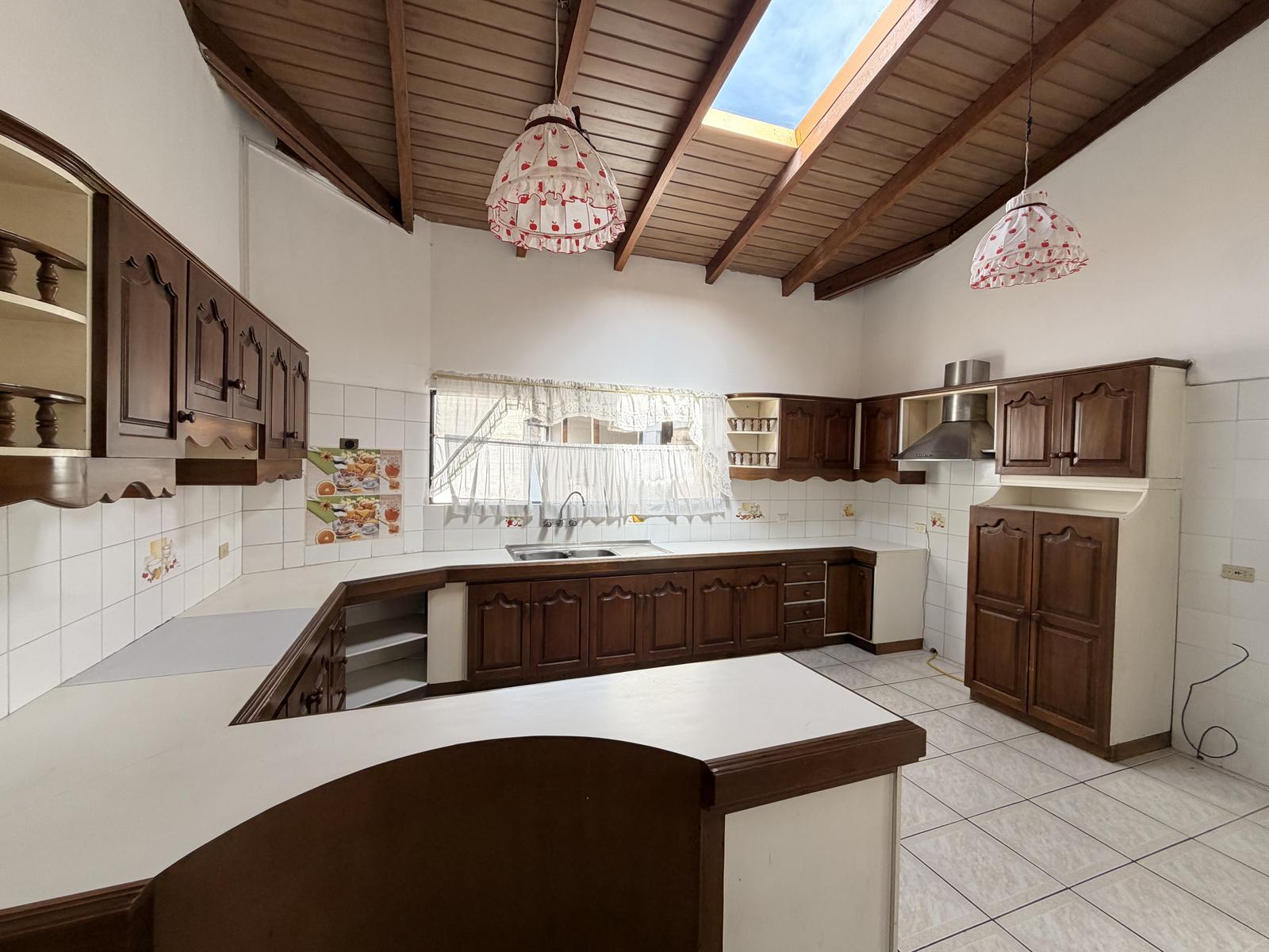 Casa en venta en Pichincha | Quito | Conocoto, CONOCOTO–ONTANEDA. FIDEL LOPEZ S10–189