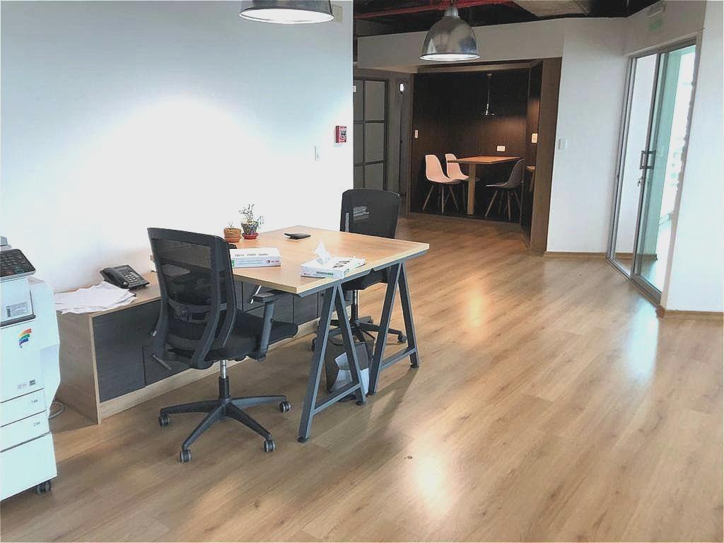 Oficina en alquiler en Pichincha | Quito | La Pradera, Oficina en La Pradera Av. Orellana sector H. Marriott, 152 m²