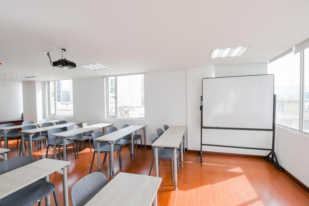 Oficina en venta en Pichincha | Quito | La Carolina, Oficina en Venta Inglaterra y República, 72 m²