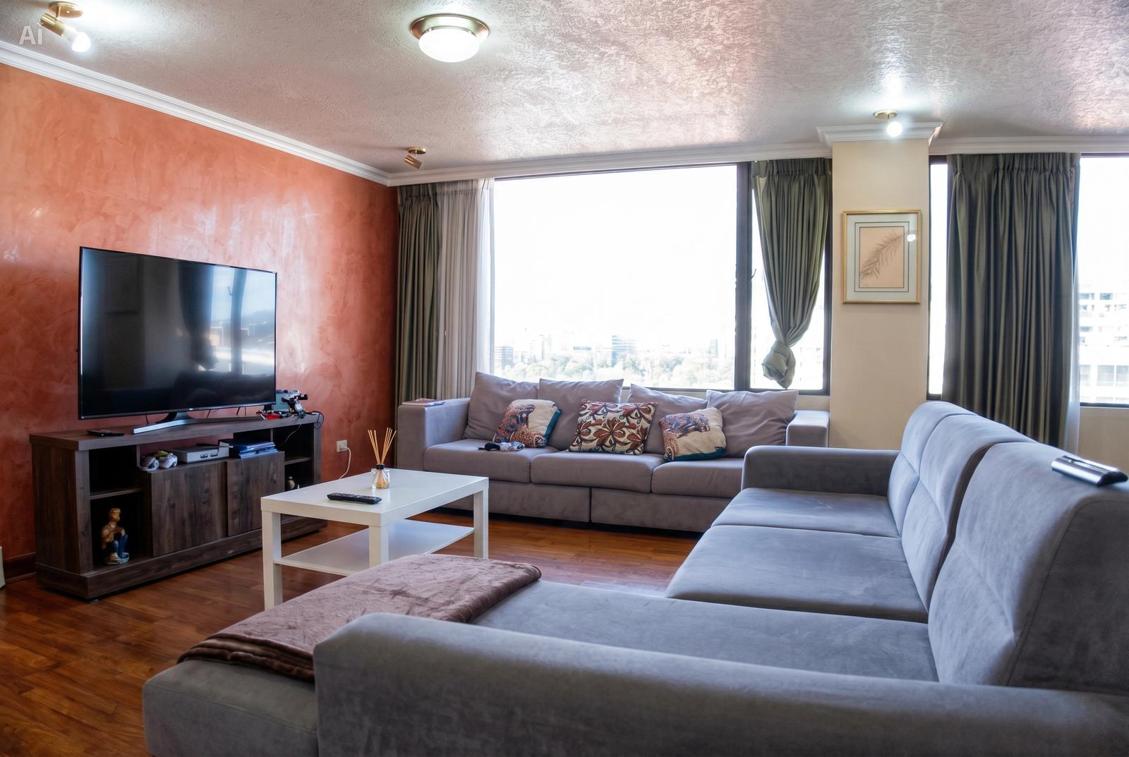 Departamento en venta en Pichincha | Quito | El Batán, Departamento en Venta El Batán calle Portete Sector UDLA La Carolina, 173 m²