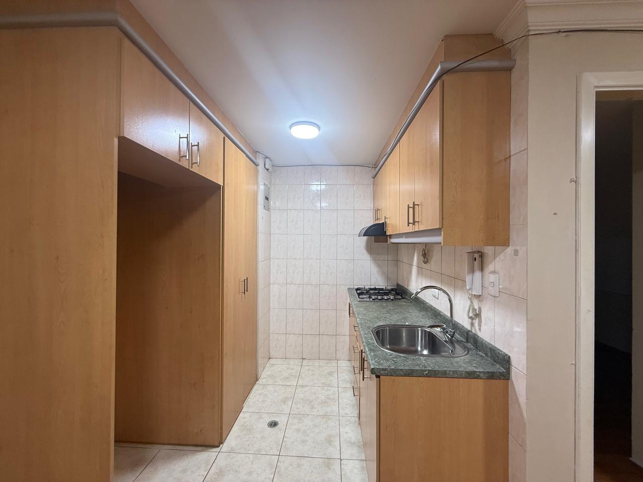 Departamento en alquiler en Pichincha | Quito | La Kennedy, Fray Leonardo Murialdo y Servellón Urbina, 39 m²