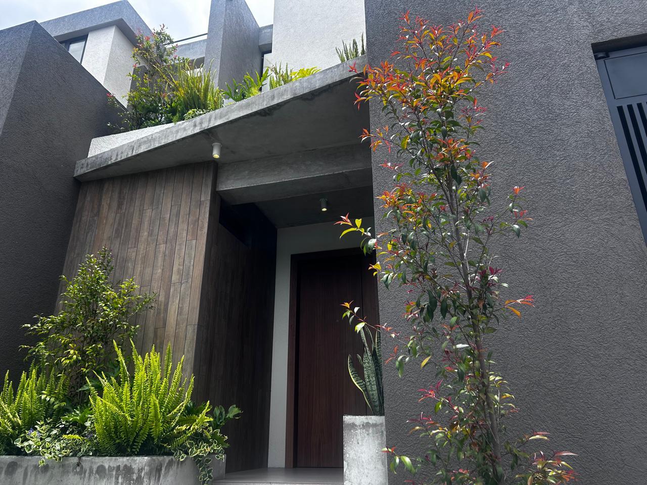 Casa en venta en Pichincha | Quito | Monteserrín, Urbanización Campo Alegre, C. de las Golondrinas &, 170124 Quito, 351 m²