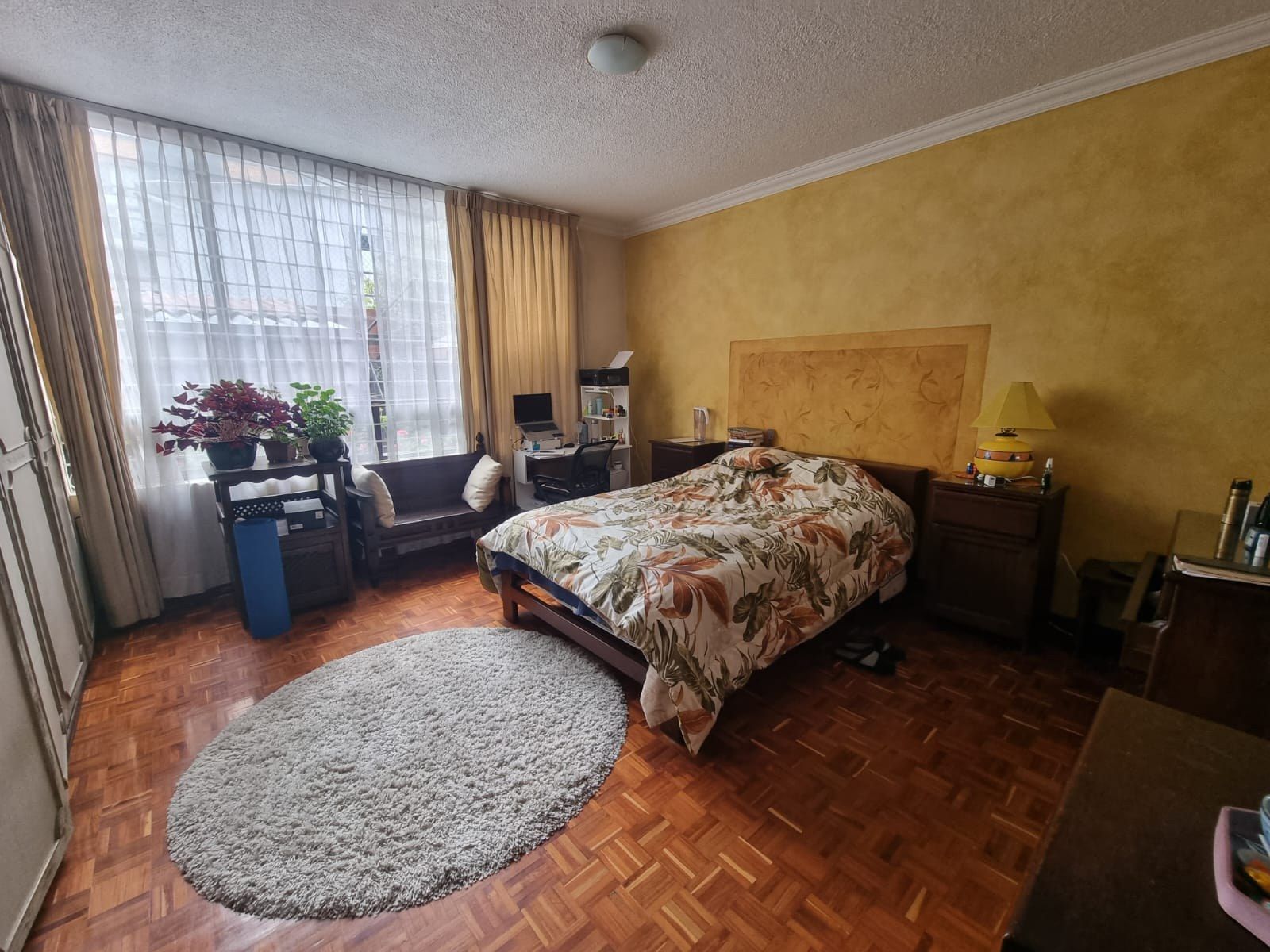 Departamento en venta en Pichincha | Quito | Centro Norte, Departamento con patio sector Centro Norte, 273 m²