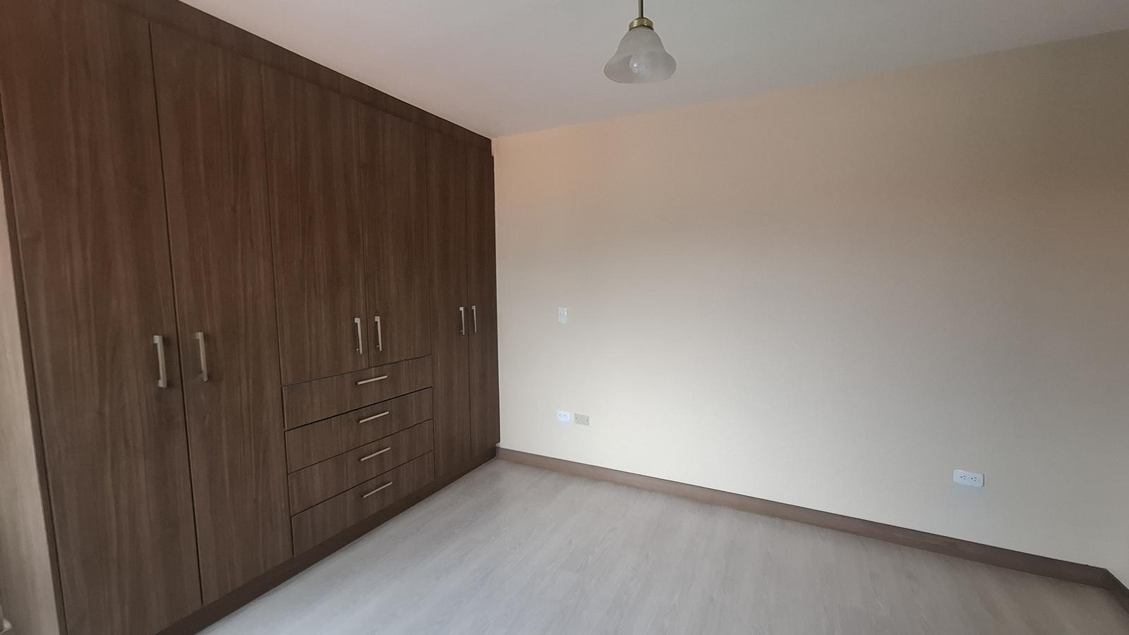 Spectacular Spacious Suite in Privileged Sector 5