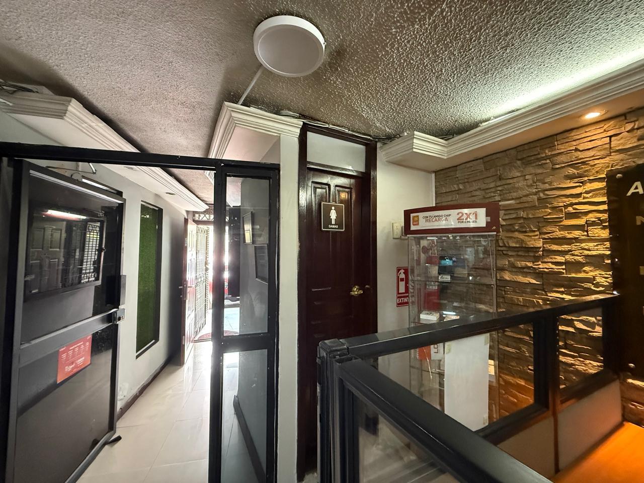 COMMERCIAL OFFICE SPACE FOR SALE AV DE LOS SHYRIS 3