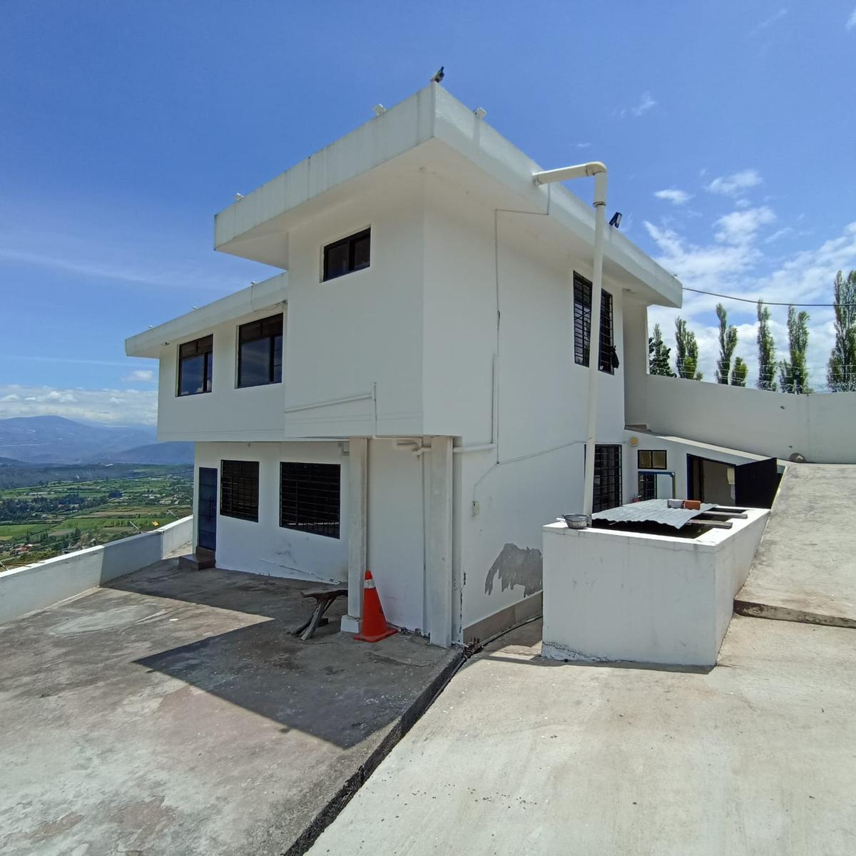 Casa en venta en Imbabura | Antonio Ante | Chaltura, PROPIEDAD COMERCIAL EN VENTA – ALTO POTENCIAL TURÍSTICO CHALTURA, 3218 m²
