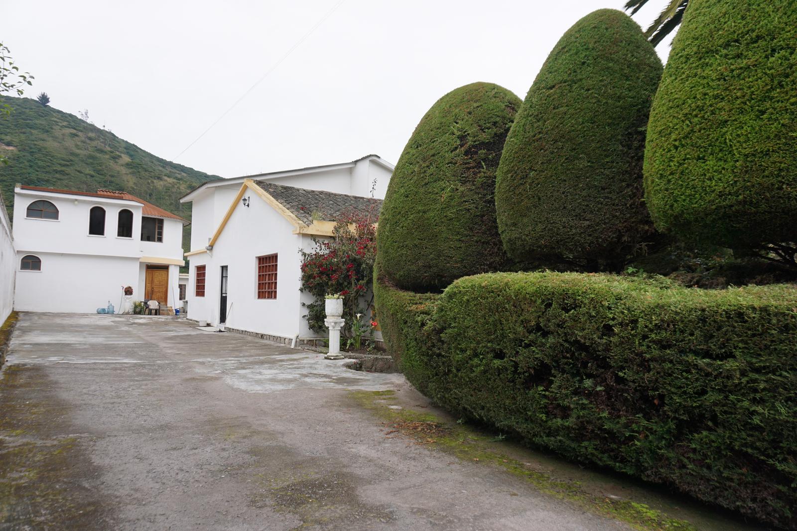 Casa en alquiler en Pichincha | Quito | Mitad del Mundo, Calacalí a un minuto del Parque Central, 150 m²