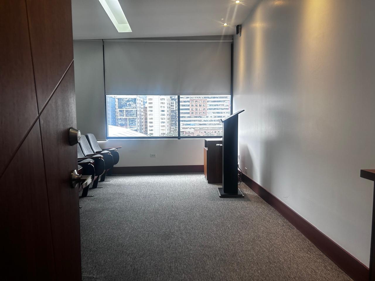Oficina en venta en Pichincha | Quito | Centro Norte, Portugal y 6 de Diciembre, 84 m²