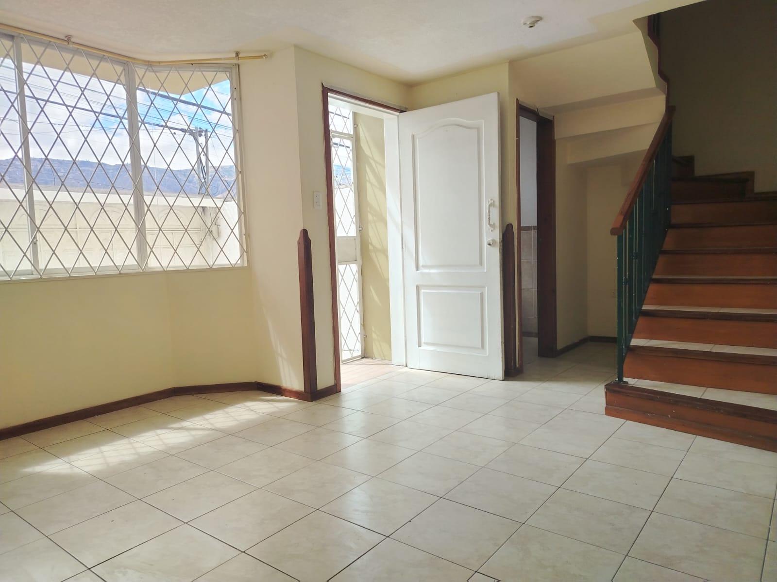 Casa en venta en Ecuador | Imbabura | Ibarra, EL NUEVO ANILLO VIAL, 98 m²
