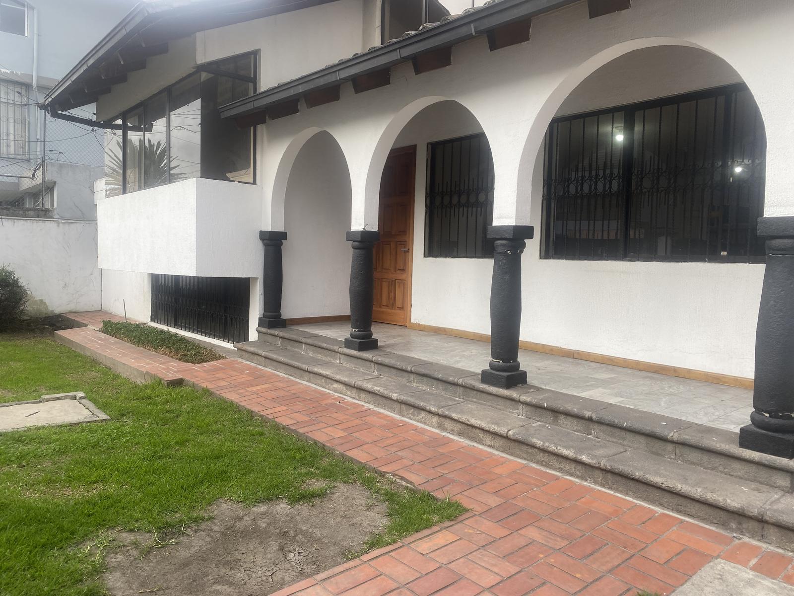 Casa en venta en Pichincha | Quito | La Carolina, CASA EN VENTA O RENTA ,LA CAROLINA, QUICENTRO SHOPPING