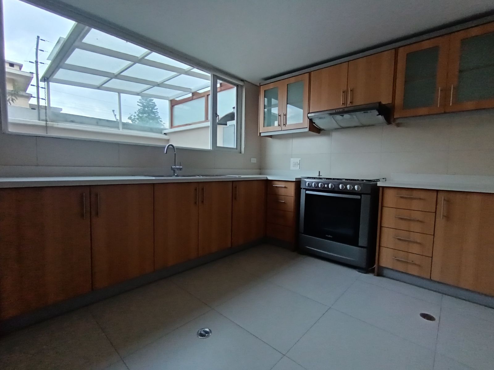 Modern House for Sale, San Juan de Cumbayá, Quito 5