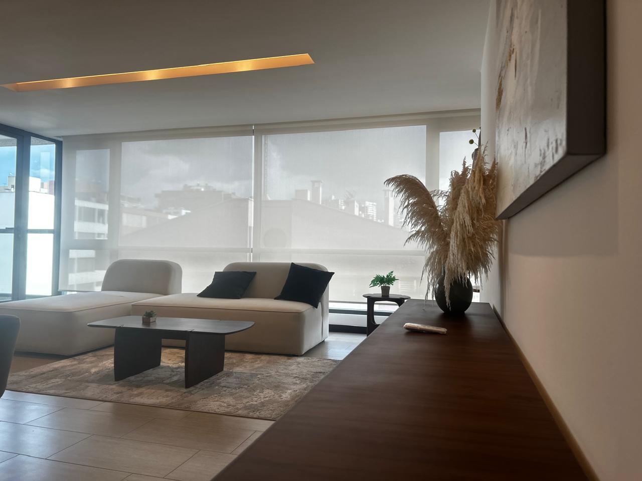 Departamento en alquiler en Pichincha | Quito | Bellavista, Bosmediano y 6 de Diciembtre, 165 m²