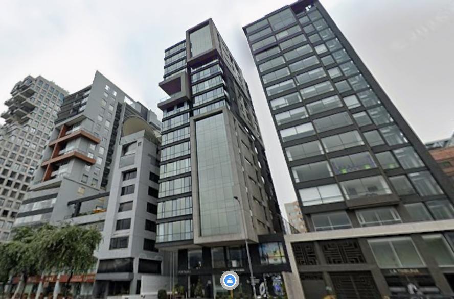 Sale of Brand New Office - Quito - La Carolina – High Floor with Balcony 2