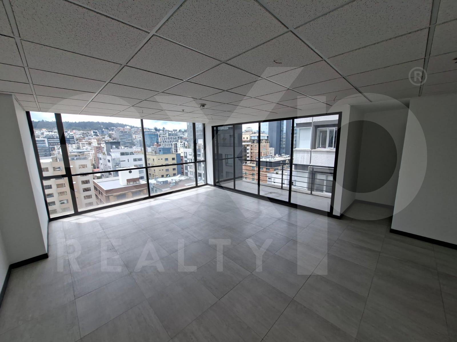 Sale of Brand New Office - Quito - La Carolina – High Floor with Balcony