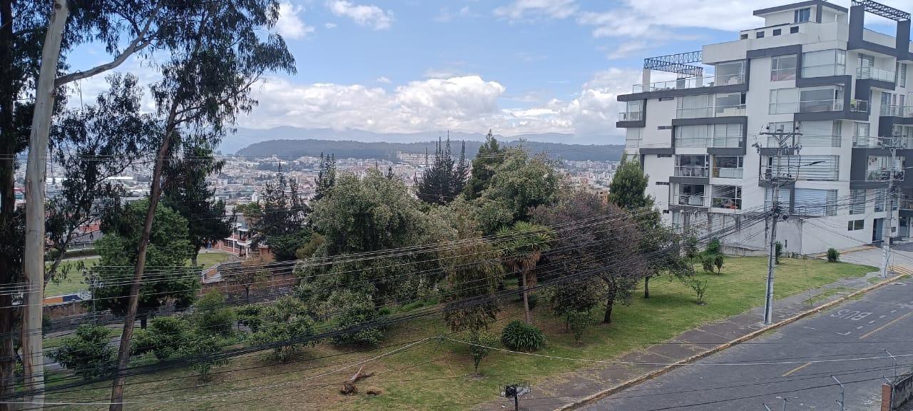 Casa en venta en Pichincha | Quito | El Pinar, Oe7-N47-139 Pinar Alto, 290 m²