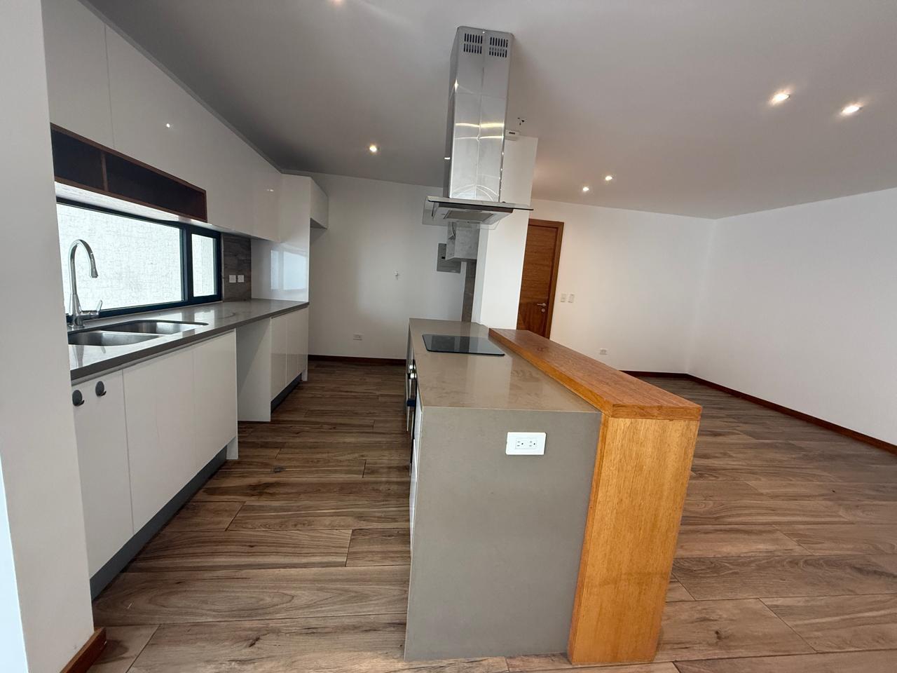 Departamento en venta en Pichincha | Quito | San Juan de Cumbayá, DEPARTAMENTO EN VENTA 2 HABITACIONES SAN JUAN DE CUMBAYA
