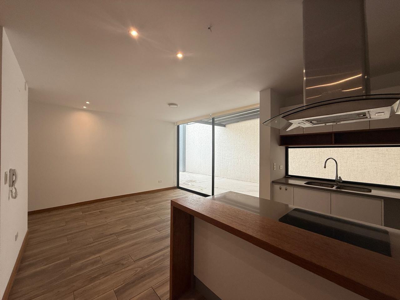 Departamento en venta en Pichincha | Quito | San Juan de Cumbayá, DEPARTAMENTO EN VENTA 2 HABITACIONES SAN JUAN DE CUMBAYA
