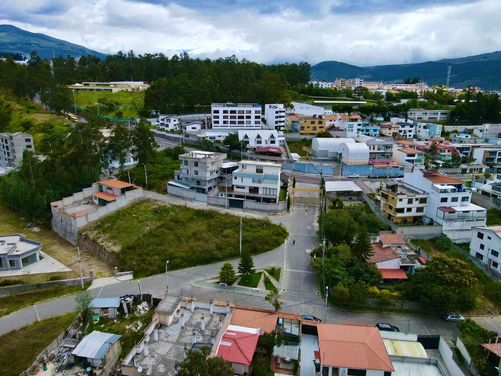 Terreno en venta en Pichincha | Quito | Carcelén, E7 CARCELEN MASTODONTES