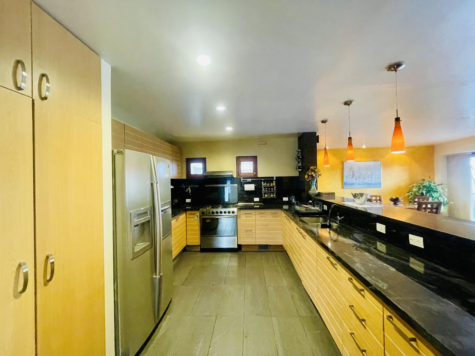 Departamento en alquiler en Pichincha | Quito | Cumbayá, CUMBAYÁ, universidad San Francisco, 117 m²