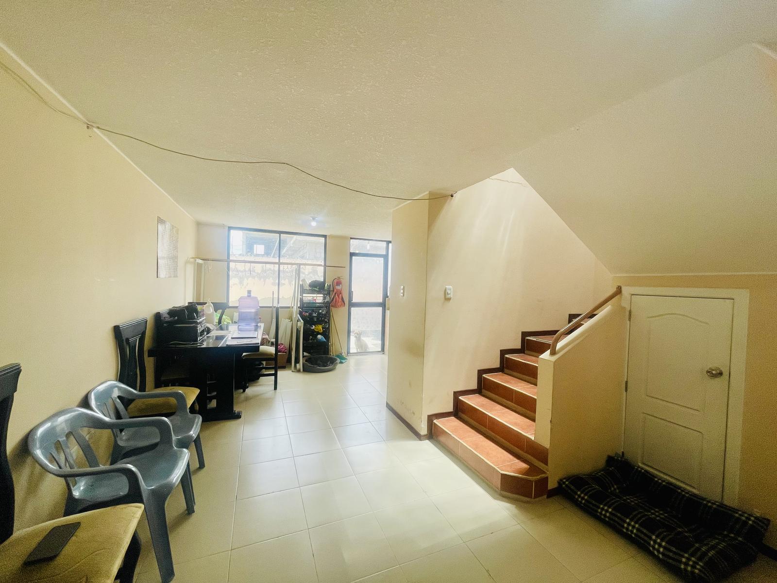 House for Sale in Calderón Sector, Zabala 99m2 4