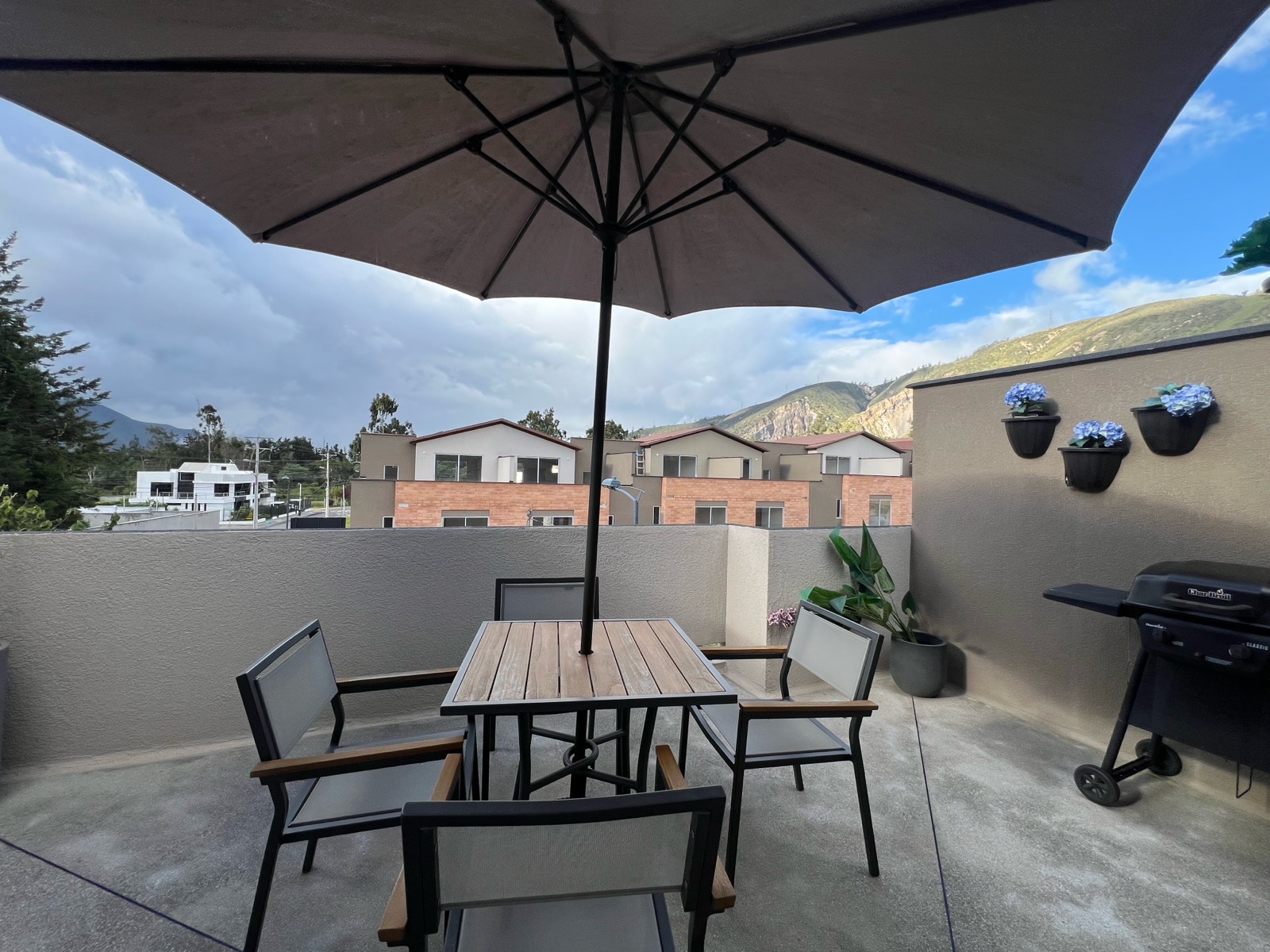 Casa en venta en Pichincha | Quito | Pomasqui, Simon Bolivar Urbanización El Rosario, 182 m²