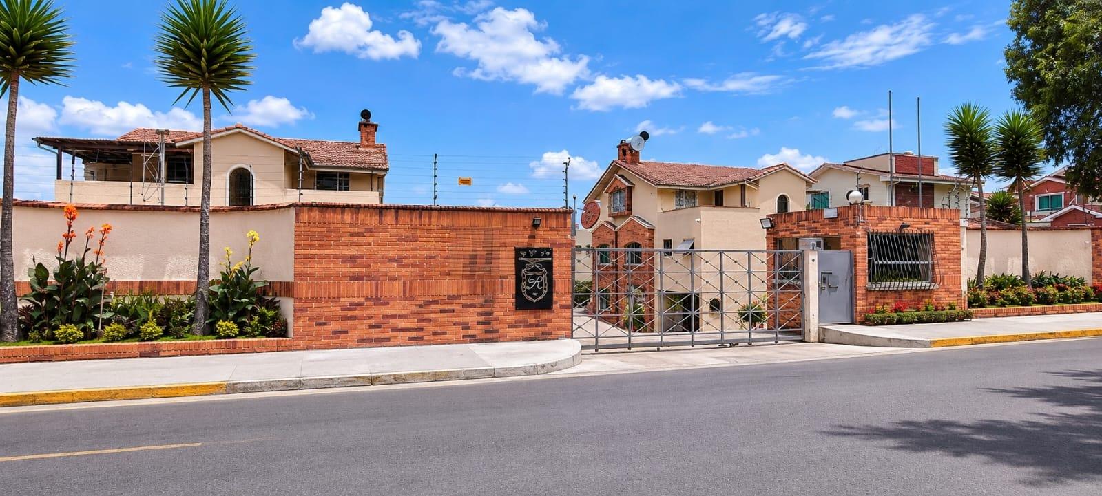 Casa en venta en Pichincha | Quito | Santa Lucía Alta, De los Cipreses, 160 m²