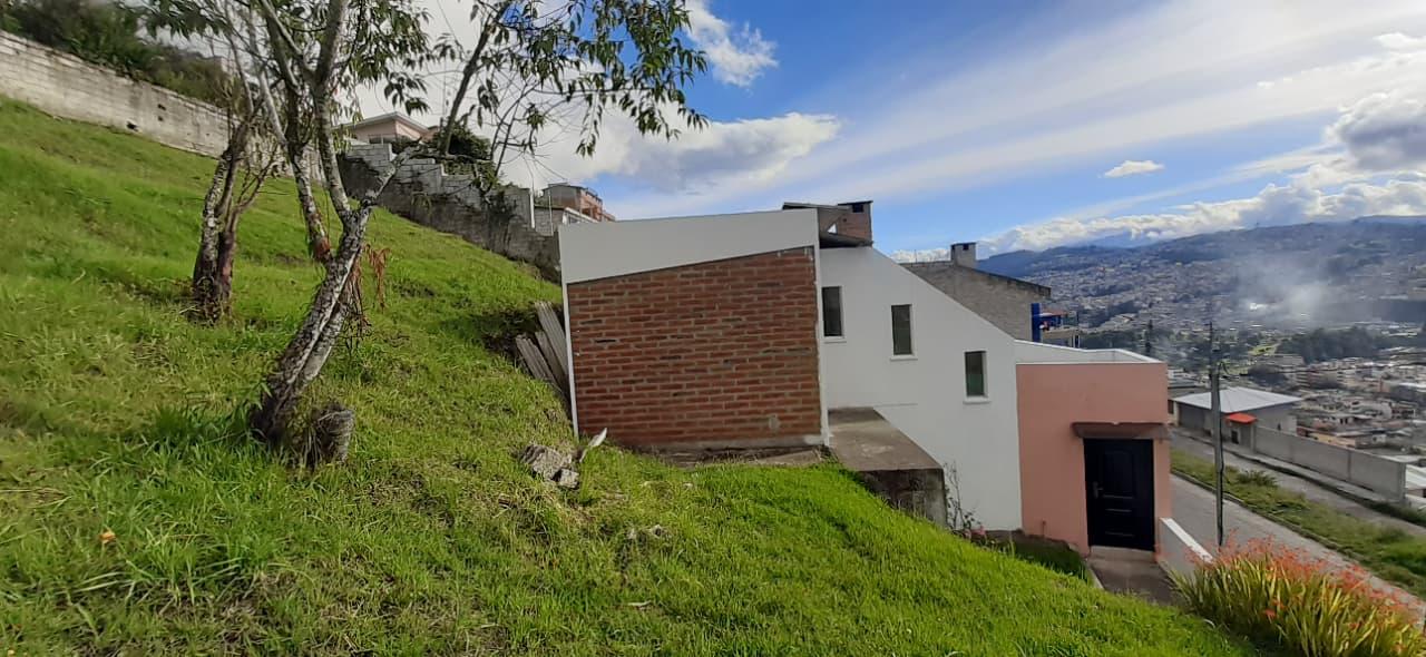 Terreno en venta en Pichincha | Quito | San Rafael, Alma Lojana, Puengasi, 179 m²