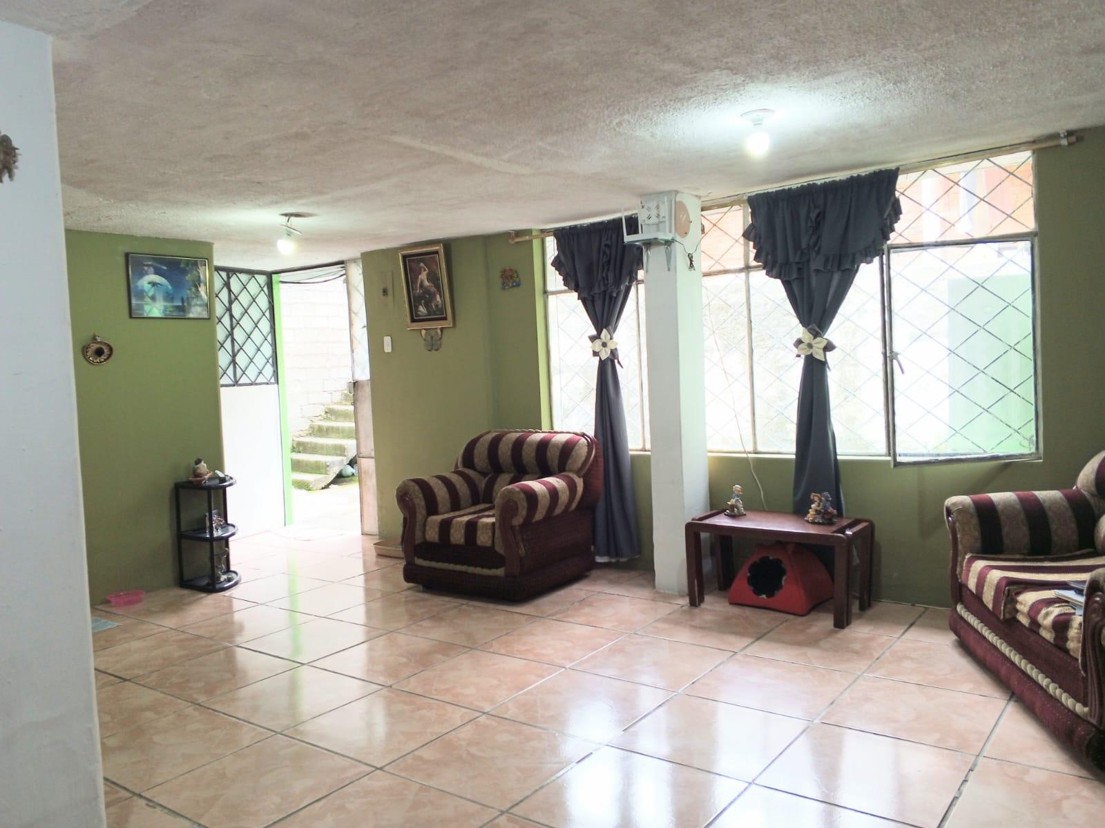 REINO DE QUITO SUR DE QUITO VENDE CASA INDEPENDIENTE UNIFAMILIAR