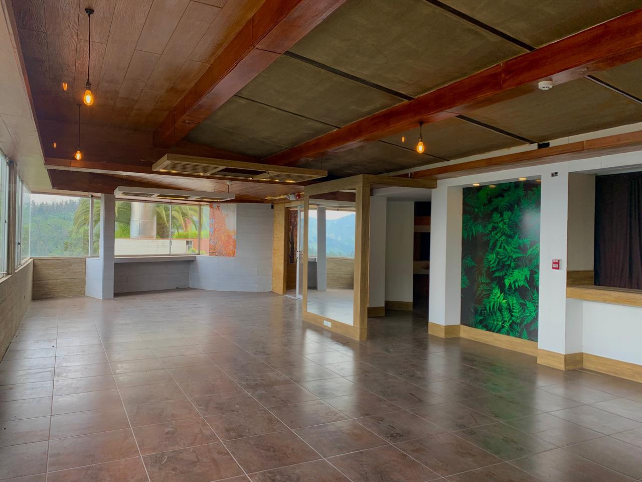 Local en alquiler en Pichincha | Quito | El Batán, LOCAL GASTRONÓMICO DE RENTA, SECTOR PLAZA ARGENTINA, 412 m²