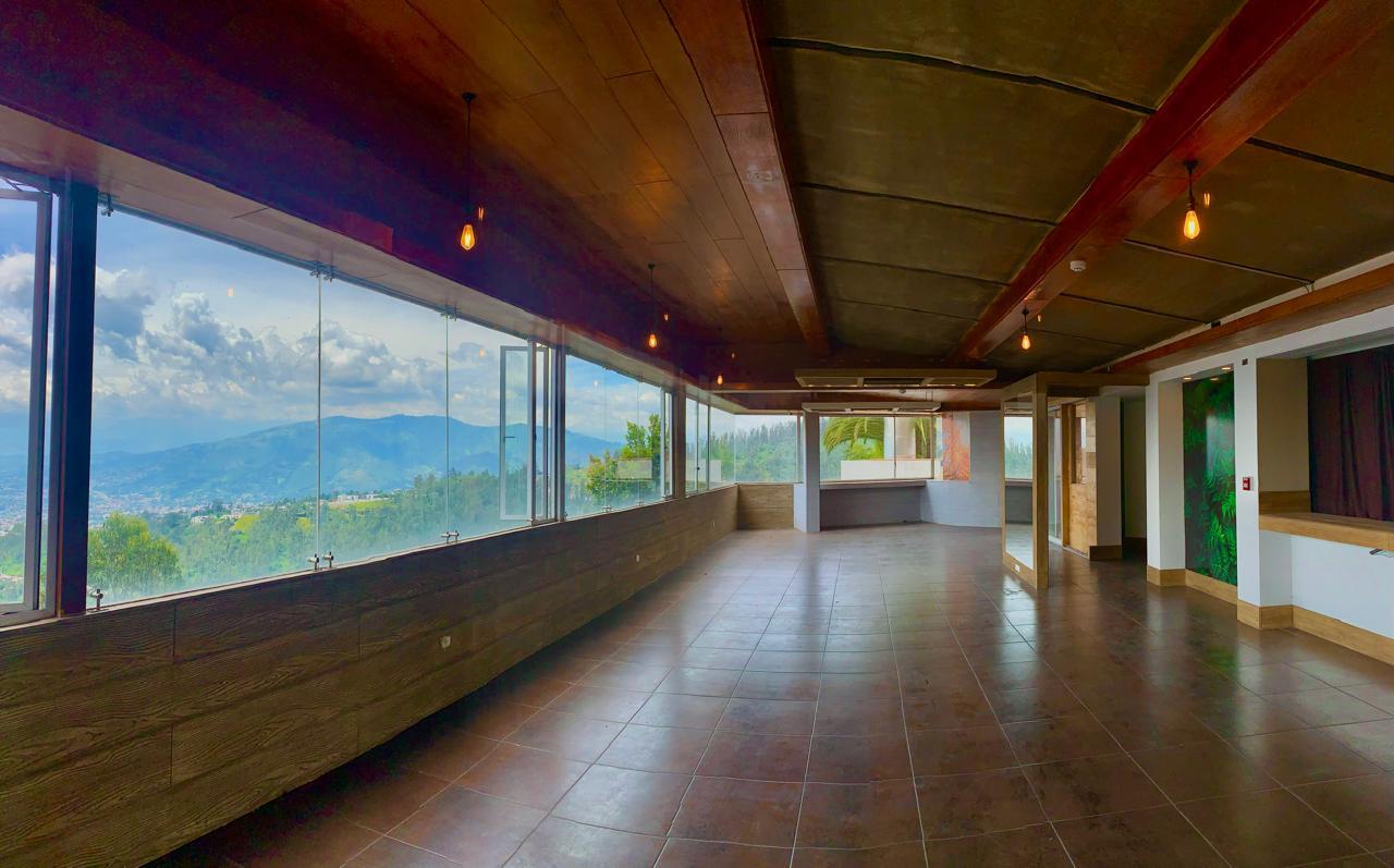 Local en alquiler en Pichincha | Quito | El Batán, LOCAL GASTRONÓMICO DE RENTA, SECTOR PLAZA ARGENTINA, 412 m²