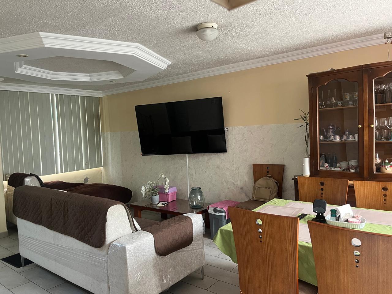 Casa en venta en Pichincha | Quito | California, César Terán y Azafranes, 150 m²