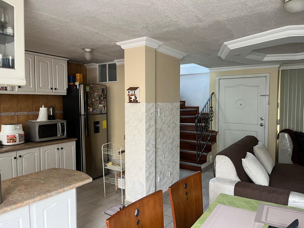 Casa en venta en Pichincha | Quito | California, César Terán y Azafranes, 150 m²