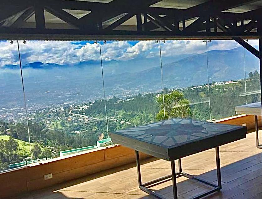 Local en alquiler en Pichincha | Quito | El Batán, LOCAL COMERCIAL DE RENTA CON VISTA ESPECTACULAR, SECTOR PLAZA ARGENTINA, 407 m²