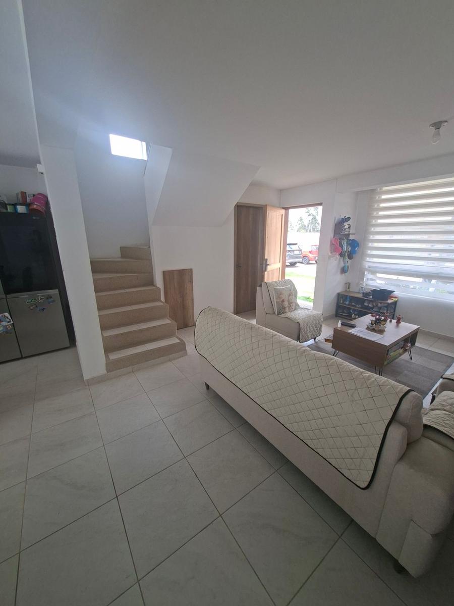 House for Sale in Pomasqui San Ignacio and Av. Córdova G. 4