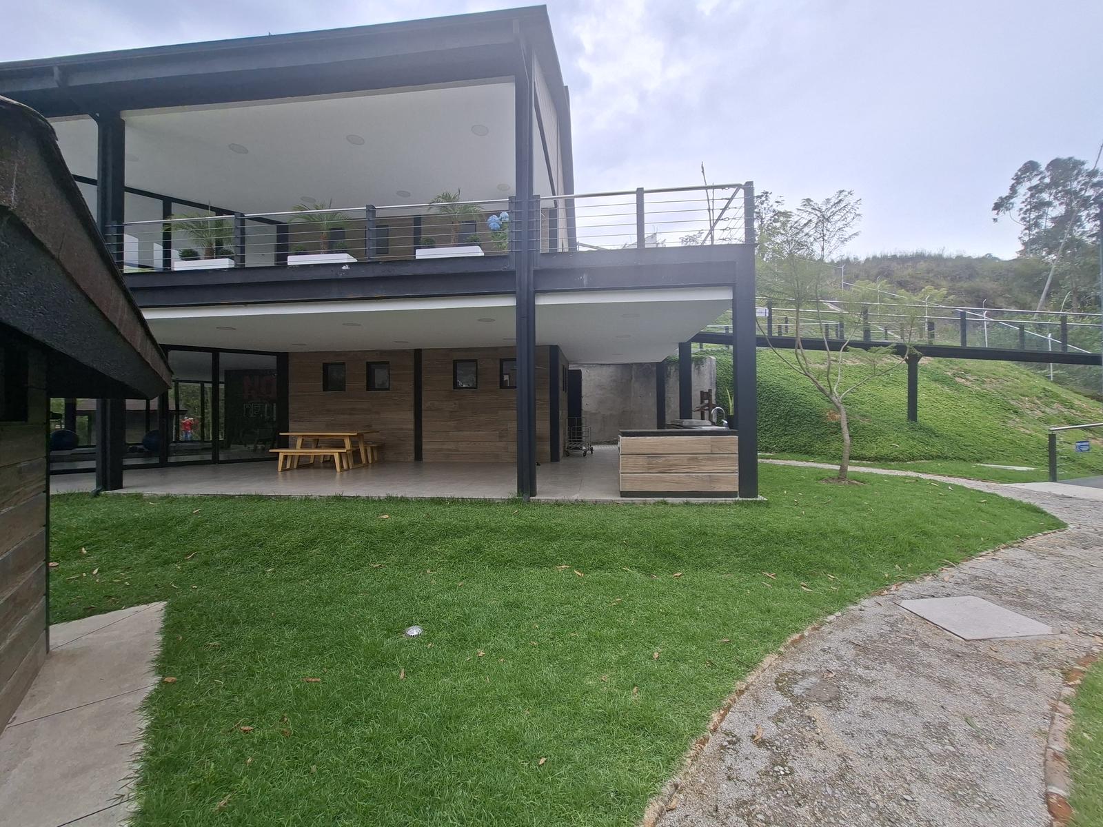 House for Sale in Pomasqui San Ignacio and Av. Córdova G.