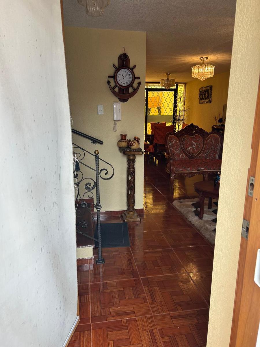 Casa en venta en Pichincha | Quito | La Armenia, SEBASTIAN DE BENALCAZAR Y GUALBERTO ARCOS, 177 m²