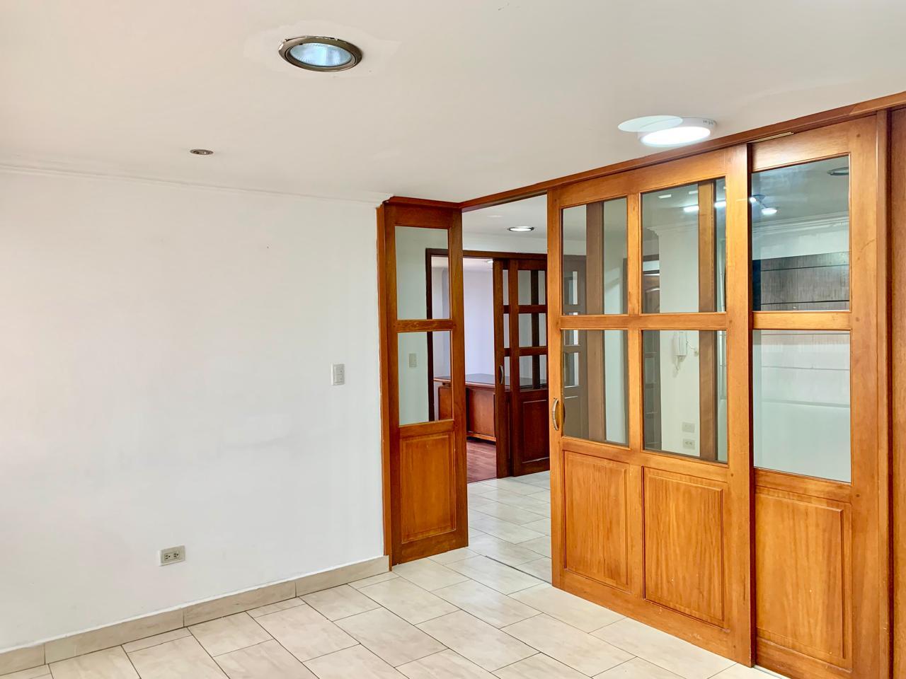SPACIOUS 110 M2 OFFICE FOR RENT WITH STRATEGIC LOCATION 5