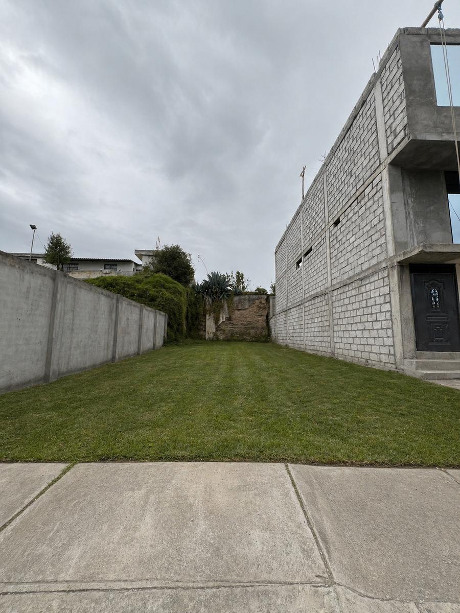 Terreno en venta en Tungurahua | Ambato | Sur de Ambato, CALLE MONTALVINOS Y MATEO CASTRO