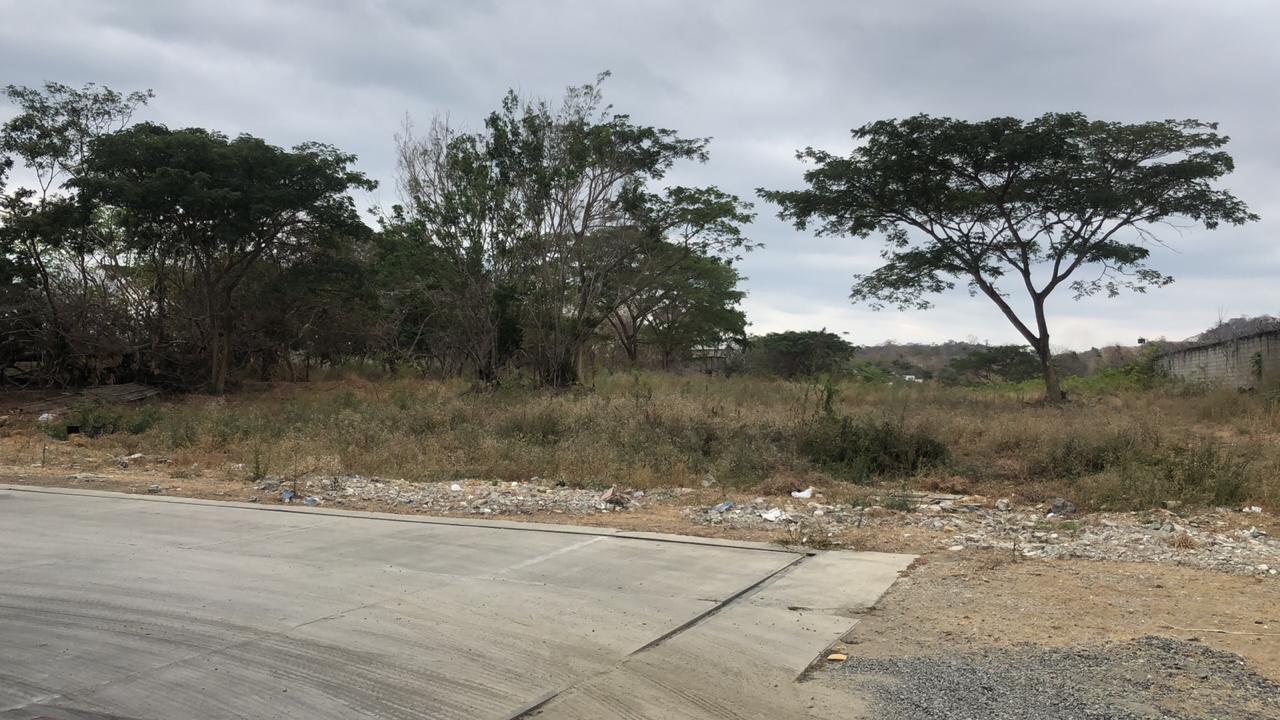 Local en venta en Ecuador | Guayas | Guayaquil, VENDO GASOLINERA EN KM 24 VÍA LA COSTA