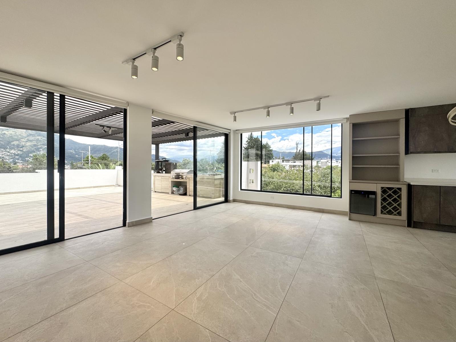 Departamento en alquiler en Pichincha | Quito | Tumbaco, Gonzalo Pizarro, Tumbaco, 198 m²