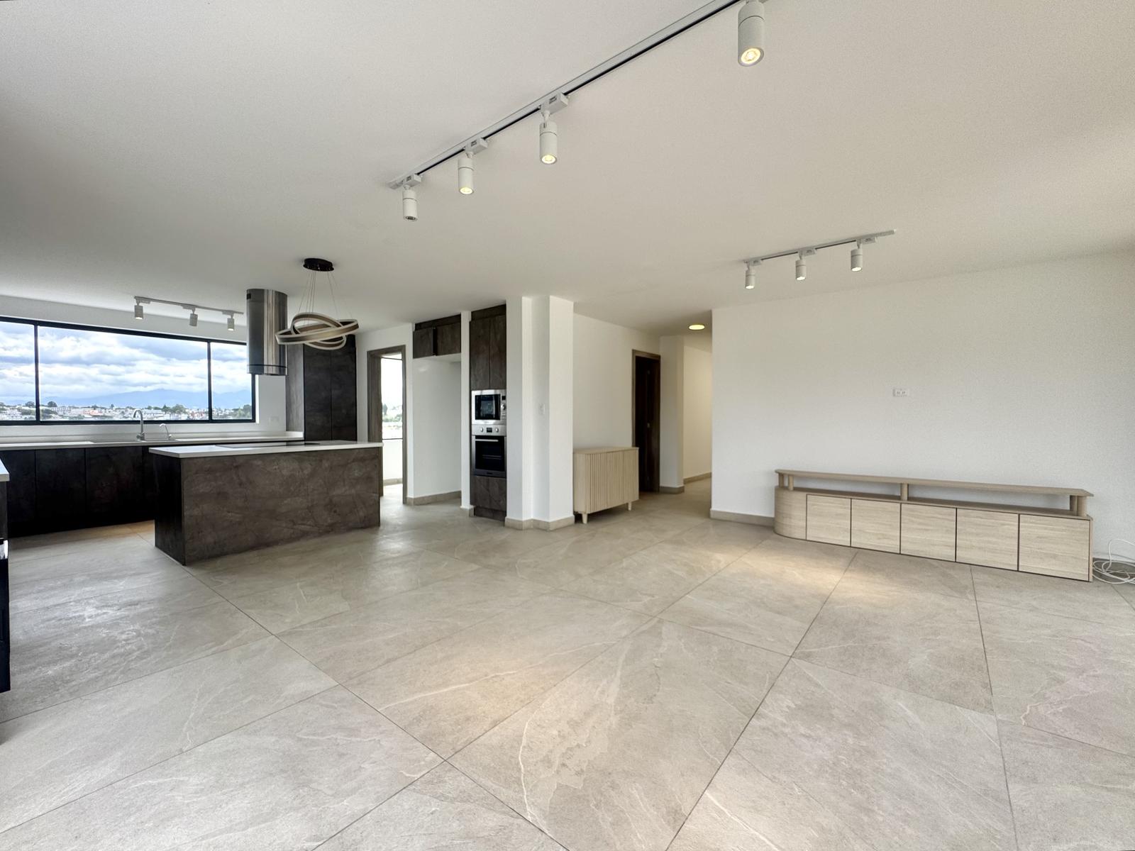 Departamento en alquiler en Pichincha | Quito | Tumbaco, Gonzalo Pizarro, Tumbaco, 198 m²